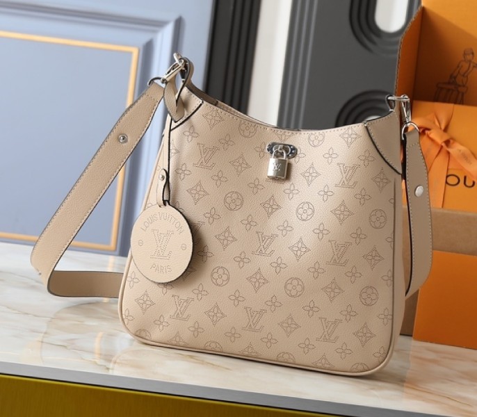Replica Louis Vuitton Mahina All Around MM In Galet Gray M14617