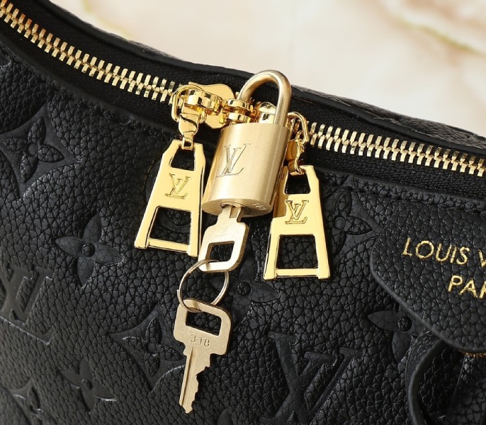 Replica Louis Vuitton Monogram Empreinte Sac Sport In Black M46610 - Image 7