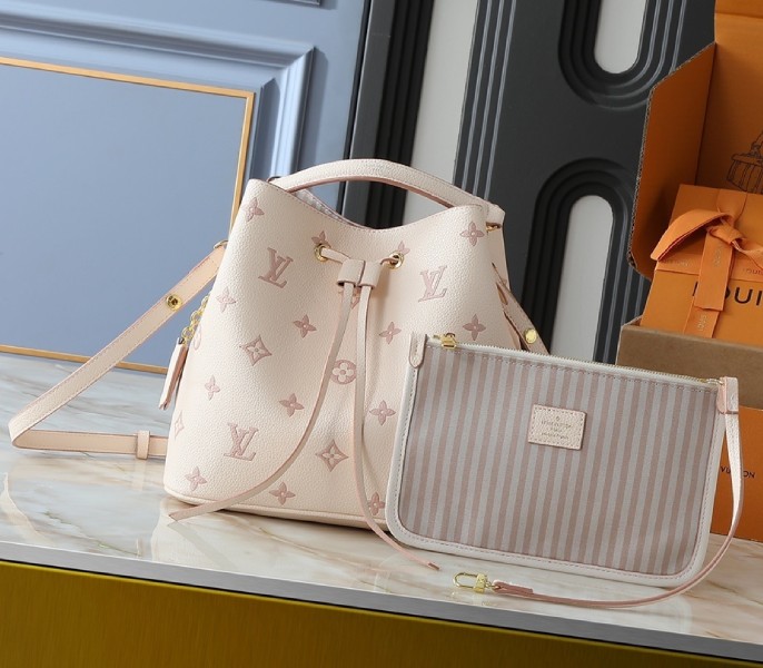 Replica Louis Vuitton NeoNoe MM Eden