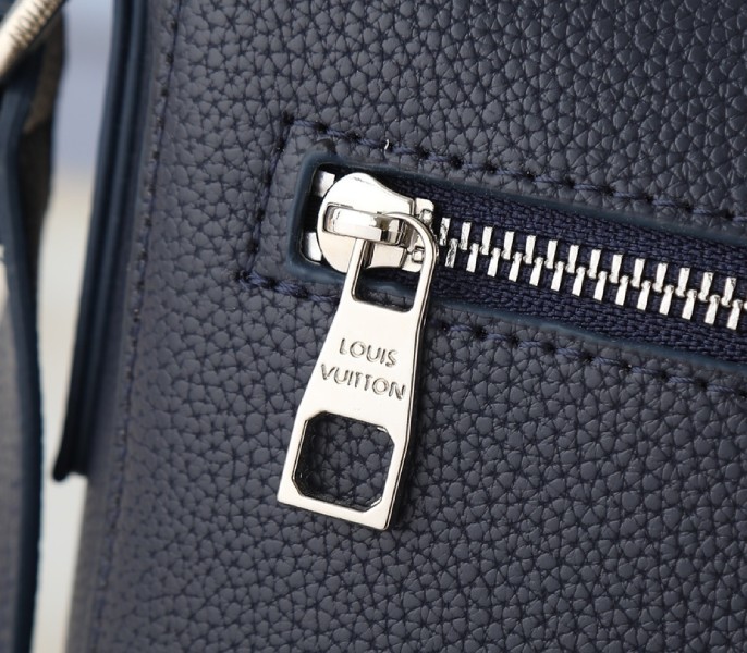 Replica Louis Vuitton LV Speed Messenger In Navy Blue M15267 - Image 9