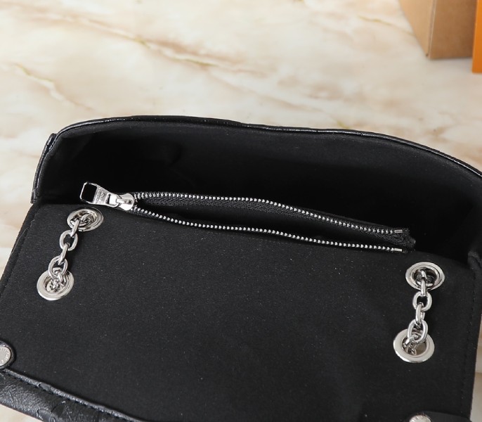 Replica Louis Vuitton Trunkie In Black M28137 - Image 5