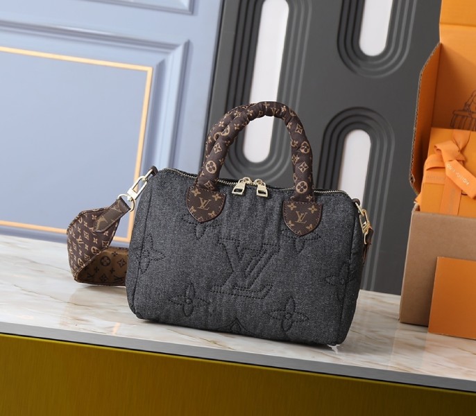 Replica Louis Vuitton LV Ski Speedy Bandouliere 25 Nylon In Black Jeans M26956