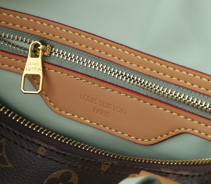 Replica Louis Vuitton Monogram Canvas Soft Speedy 30 Boho With Braided Strap - Image 6