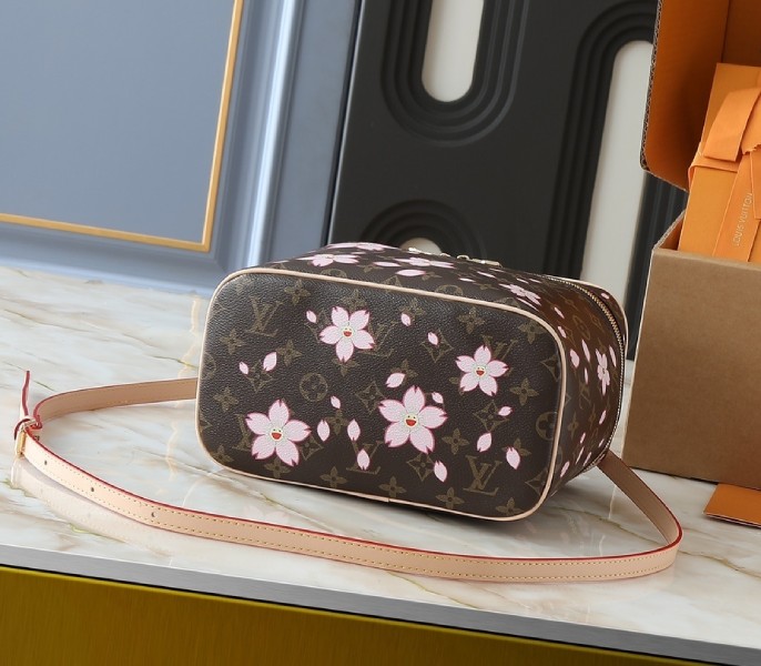 Replica Louis Vuitton LV X TM Monogram Canvas Nice BB With Sakura - Image 4
