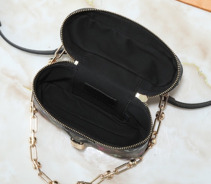 Replica Louis Vuitton LV X TM Vanity Chain Pouch In Black - Image 5