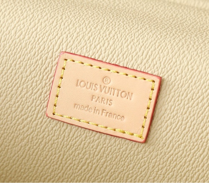 Replica Louis Vuitton Monogram Canvas Nice Vanity M44935 - Image 6