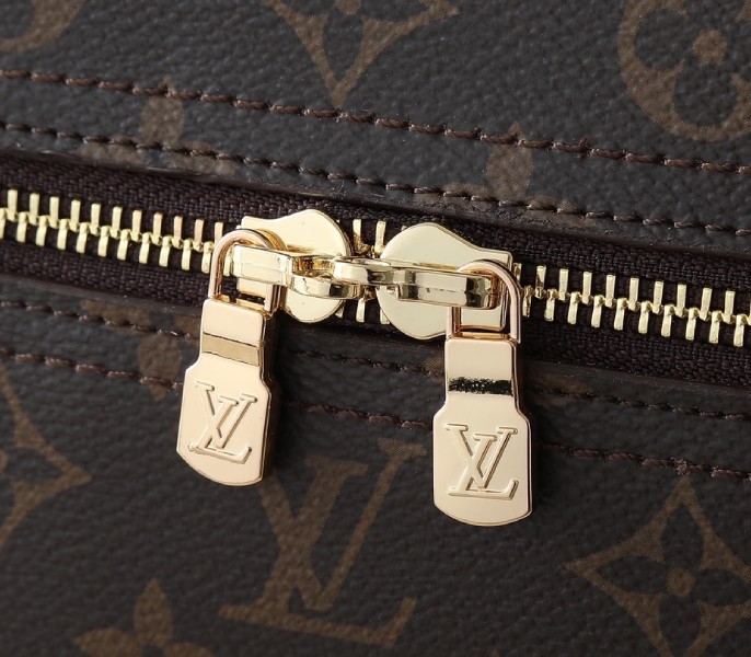 Replica Louis Vuitton Monogram Canvas Nice Vanity M44935 - Image 7