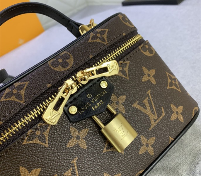 Replica Louis Vuitton Monogram Canvas Vanity Chain Pouch In Black M47125 - Image 7