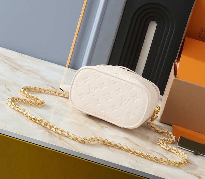 Replica Louis Vuitton Vanity PM In Cream M25219 - Image 4
