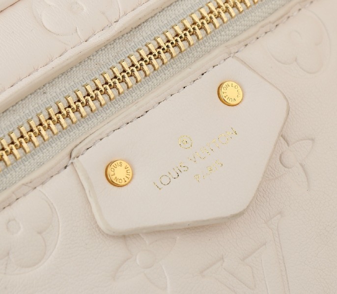 Replica Louis Vuitton Vanity PM In Cream M25219 - Image 7