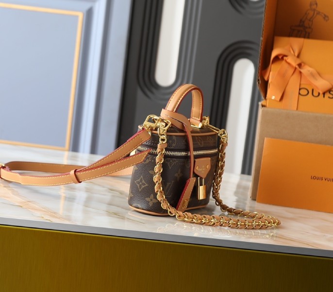 Replica Louis Vuitton Monogram Canvas Vanity Chain Pouch - Image 3