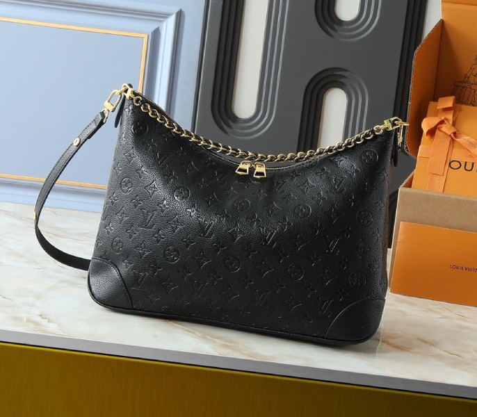Replica Louis Vuitton Monogram Empreinte Leather Boulogne GM In Black M13706