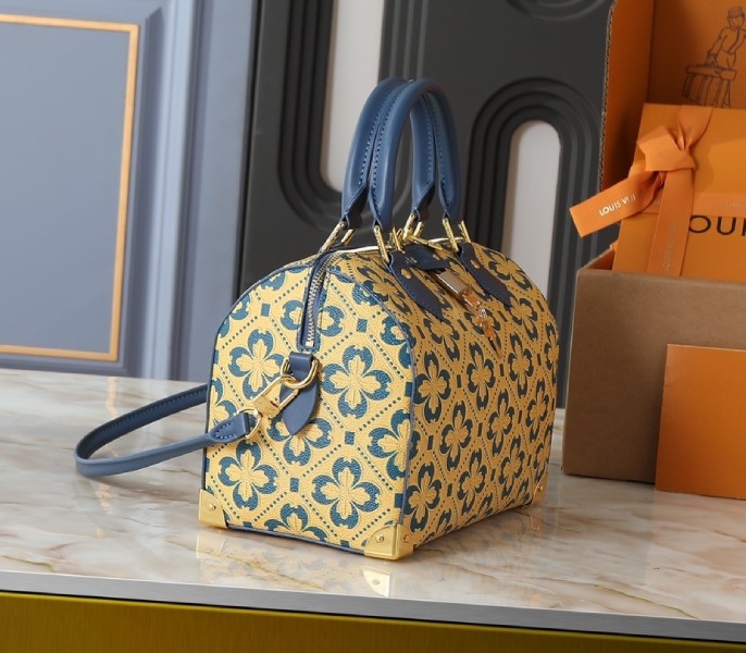 Replica Louis Vuitton Cruise 2026 Millefleurs Speedy Trunk 20 - Image 3