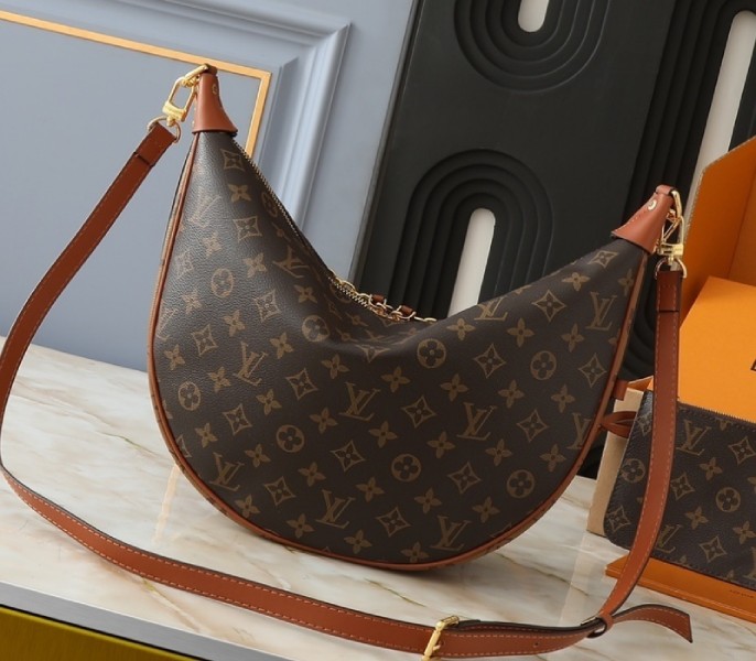 Replica Louis Vuitton Monogram Canvas Loop Hobo Bag M46311 - Image 3