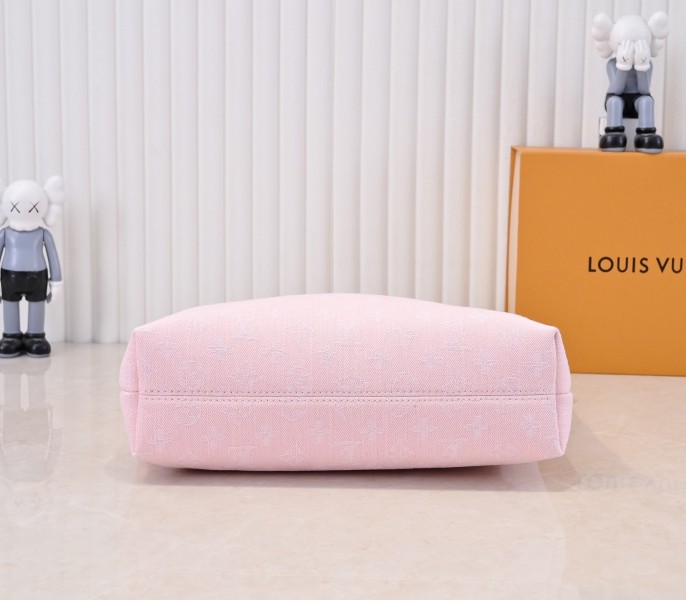 Replica Louis Vuitton Monogram Denim Coussin Hobo MM In Washed Pink - Image 4
