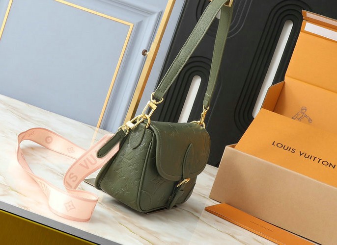 Replica Louis Vuitton Monogram Empreinte Diane In Khaki Green - Image 2