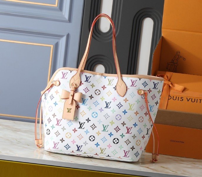 Replica Louis Vuitton X TM Multicolored Neverwoof In White M27839
